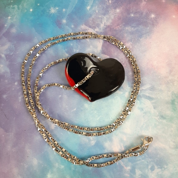 🛍Beautiful Murano Style Glass Wavy Heart Pendant Necklace - Picture 2 of 3